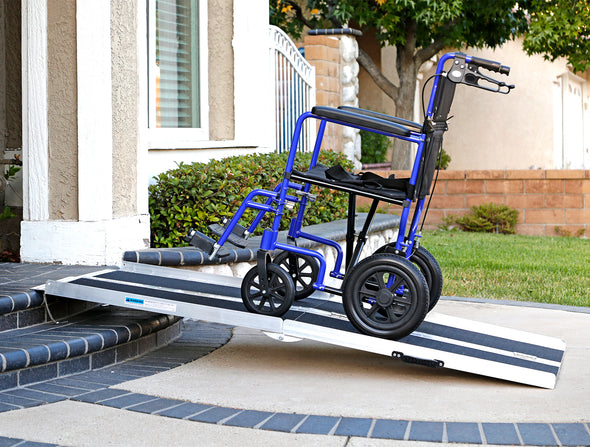 AllCure 6' (72" x 31") Non-Skid Aluminum Foldable Wheelchair Loading Traction Ramp (CL_ALC202105) - Alt Image 1